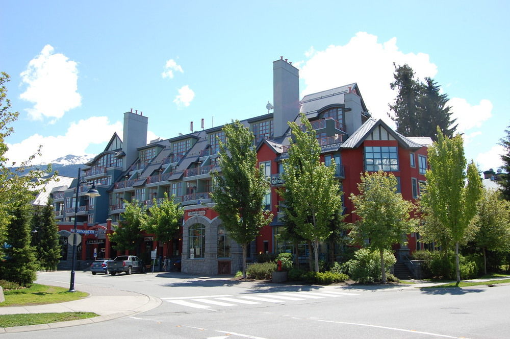 Alpenglow Suite: Whistler Village Mountain Retreat Exterior photo